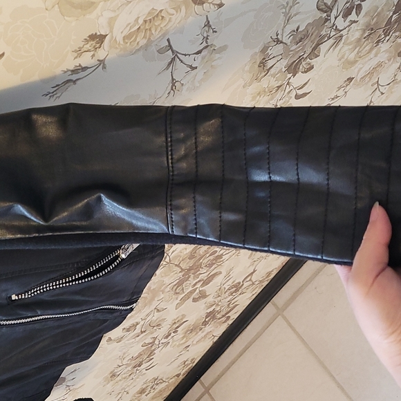 Dynamite faux leather jacket - Picture 6 of 9